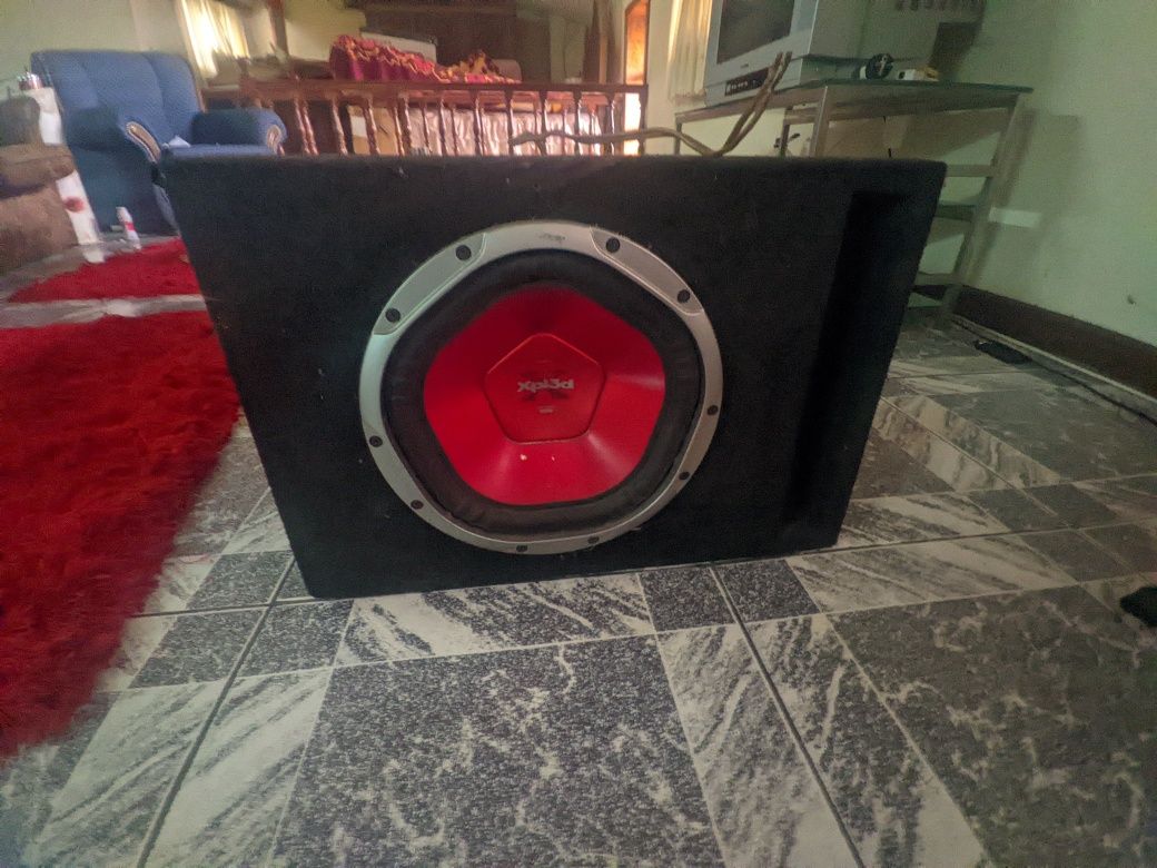 Subwoofer Sony xplod 1100w caixa venusom