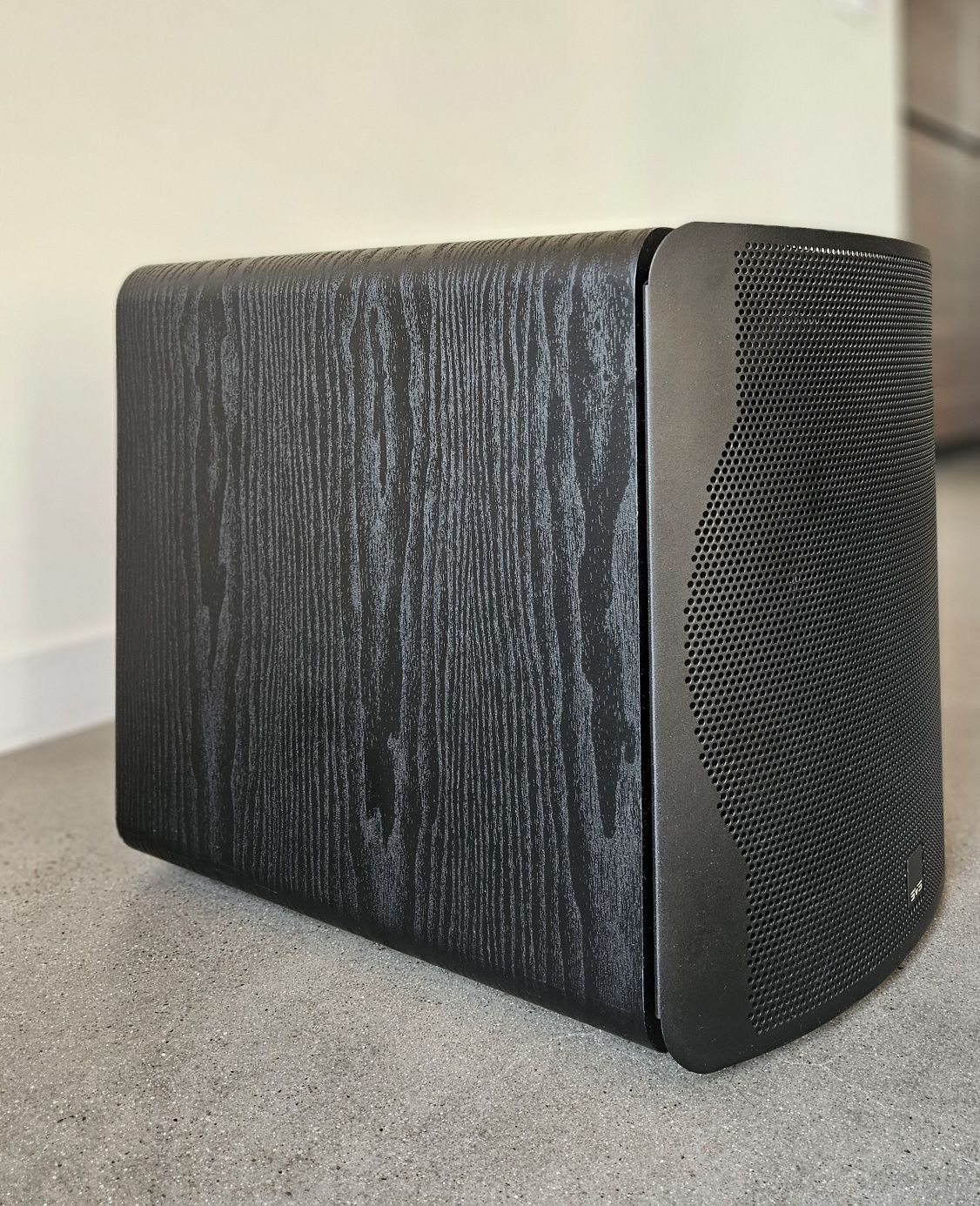 SVS SB - 3000 subwoofer