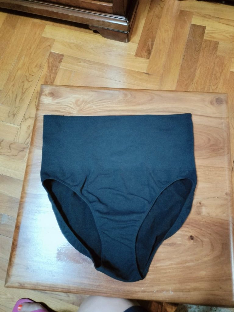 Cueca adelgaçante nova