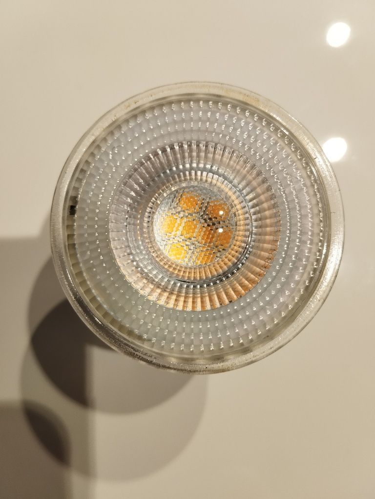 Żarówki LED 6szt GU 10 350lm 5.5W