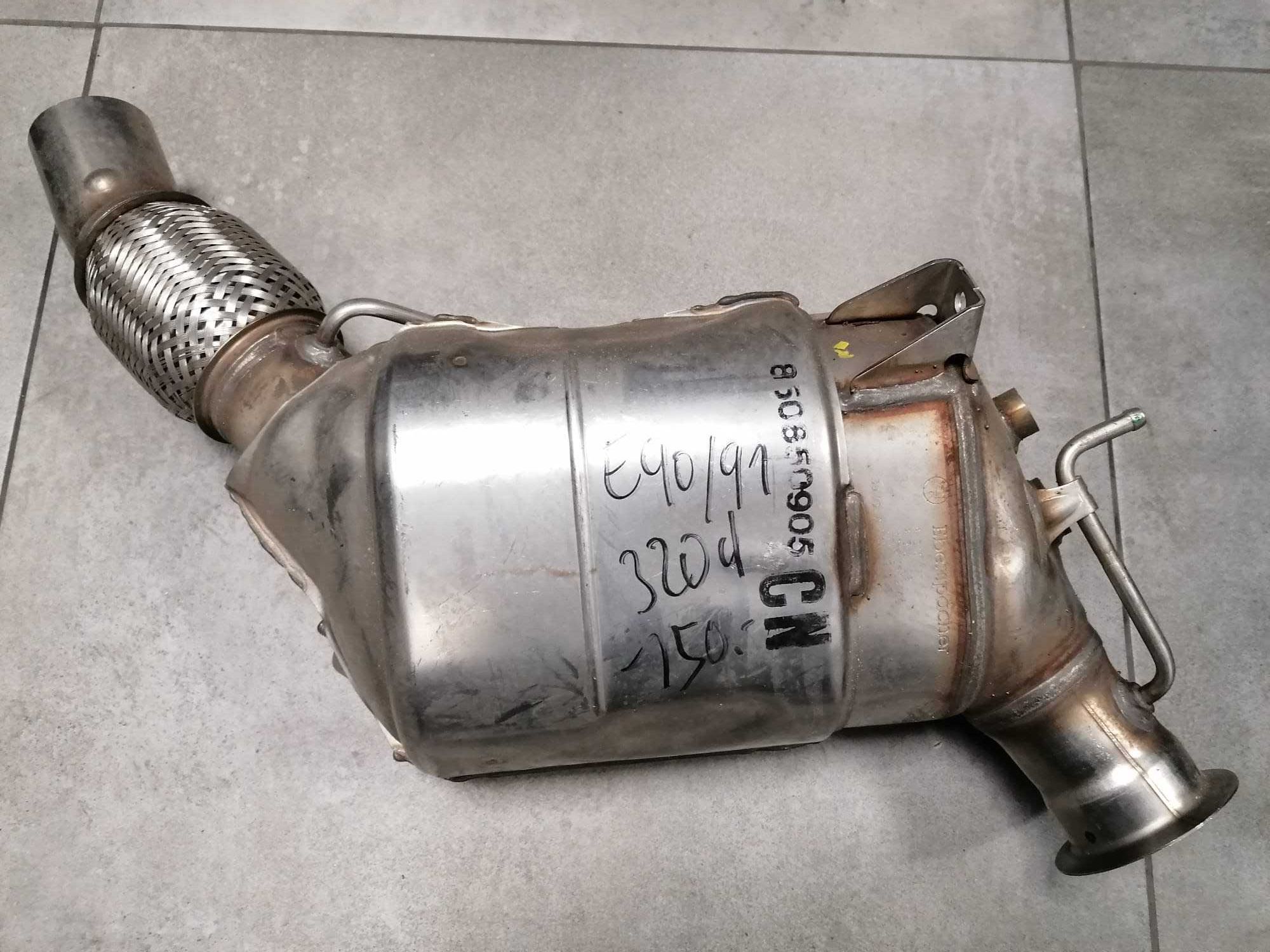 BMW E90 E91 320d DPF Filtr cząstek stałych stan BDB NOWY