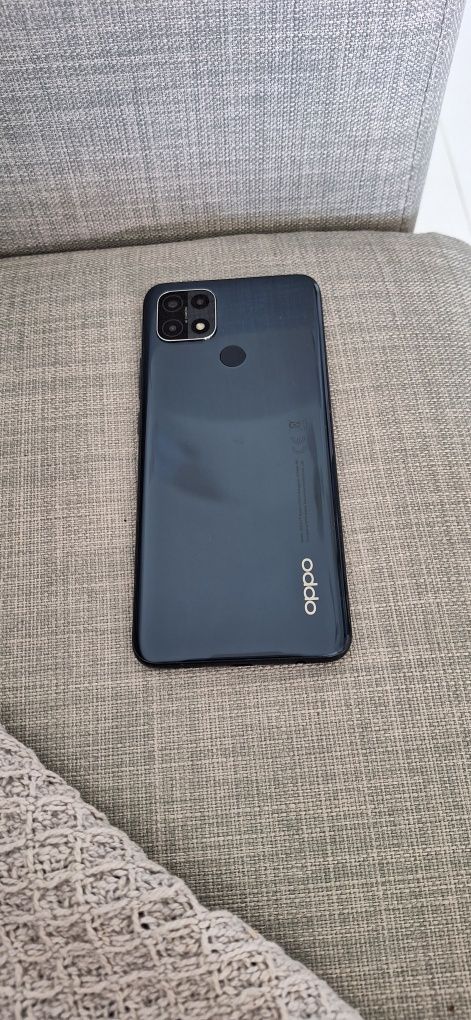 Телефон oppo 15s