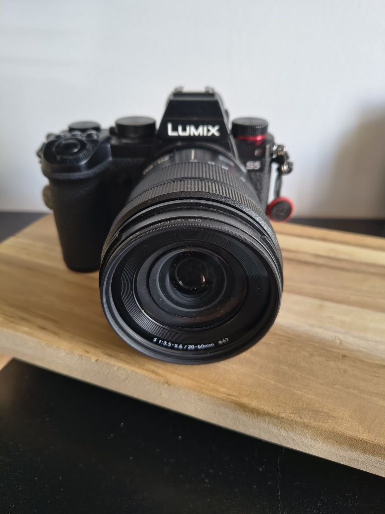 Okazja ! Panasonic Lumix s5 + obiektyw 20 - 60  Stan bardzo dobry
