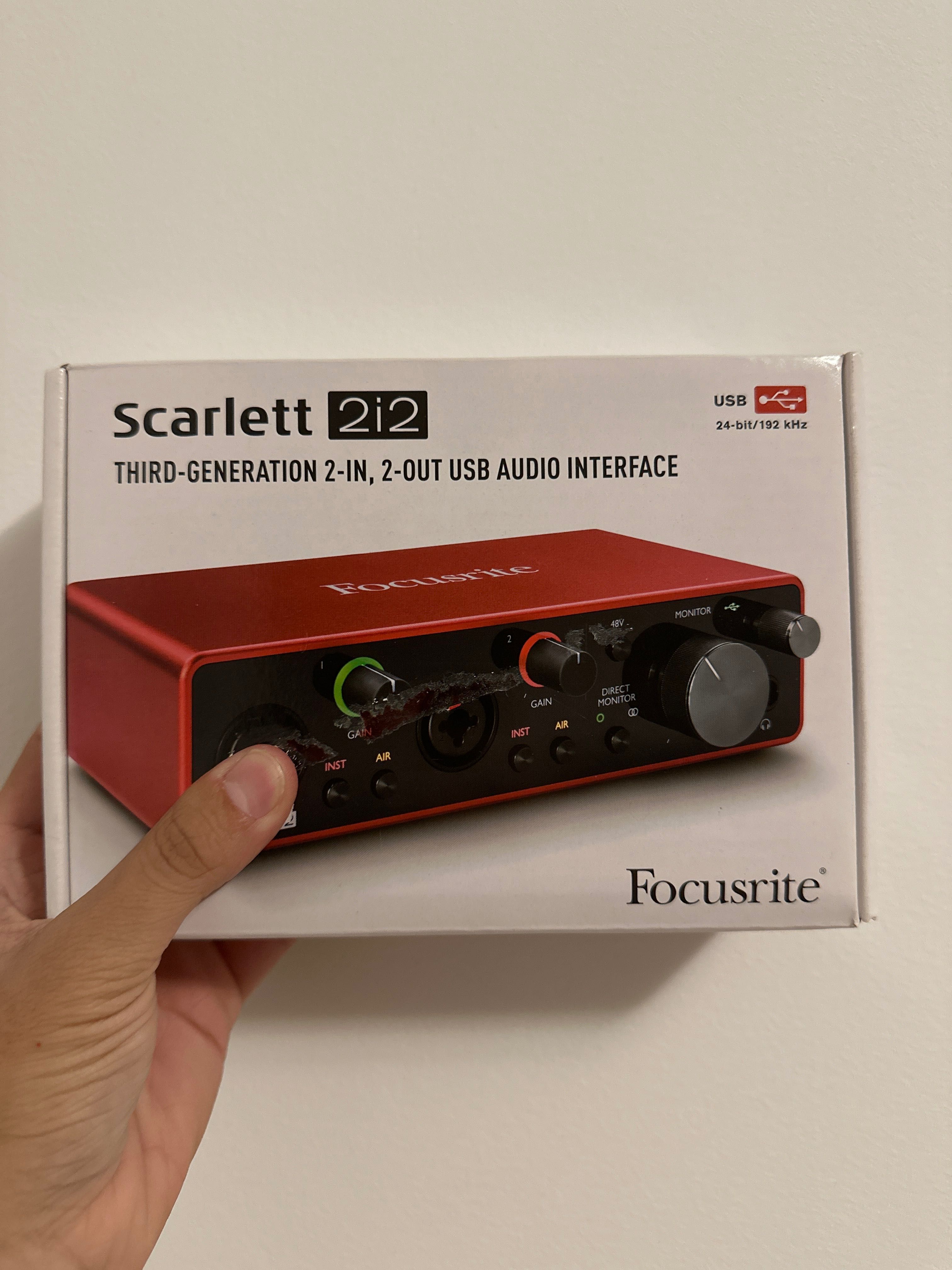 Scarlett 2i2 3rd Gen - Placa de Áudio com caixa
