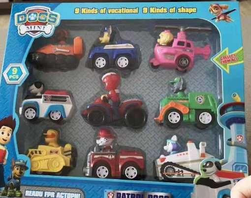 Набор из 9 машинок