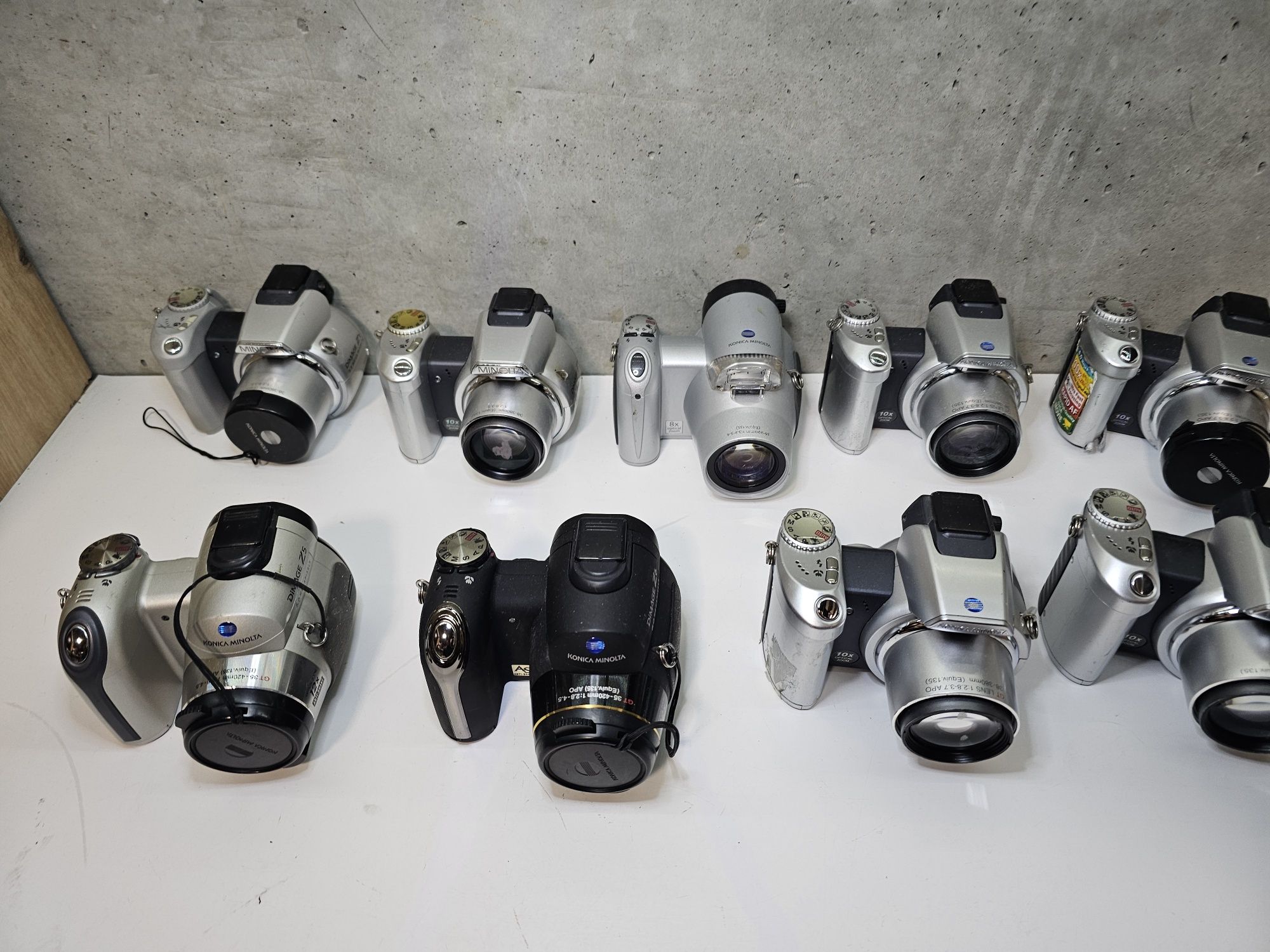 Лот із 9 фотоапаратів Konika Minolta Dimage Z1 Z2 Z5 Z6 Z10