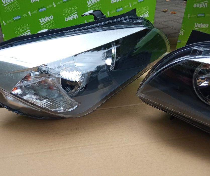BMW X1 E84 lampa przednia lewa + prawa VALEO NOWE orginały