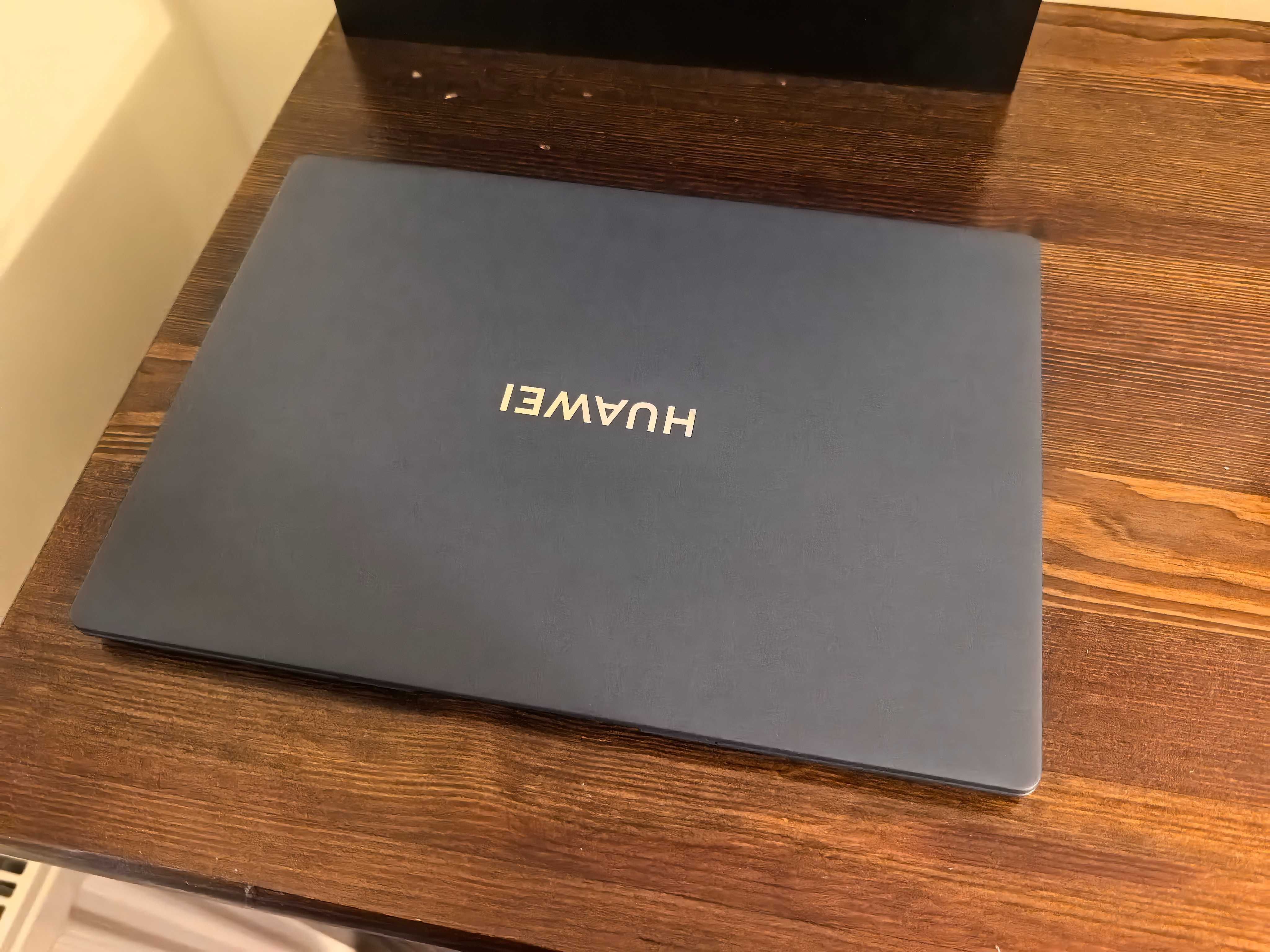 Huawei matebook x pro. Idealny stan.