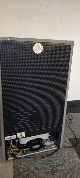 Lodówka srebrna 93L. Klarstein   S-212