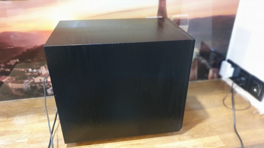 Subwoofer Dali trio av 8