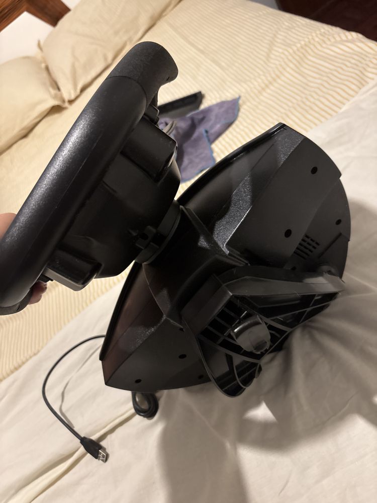 Conjunto de pedais e volante para playstation