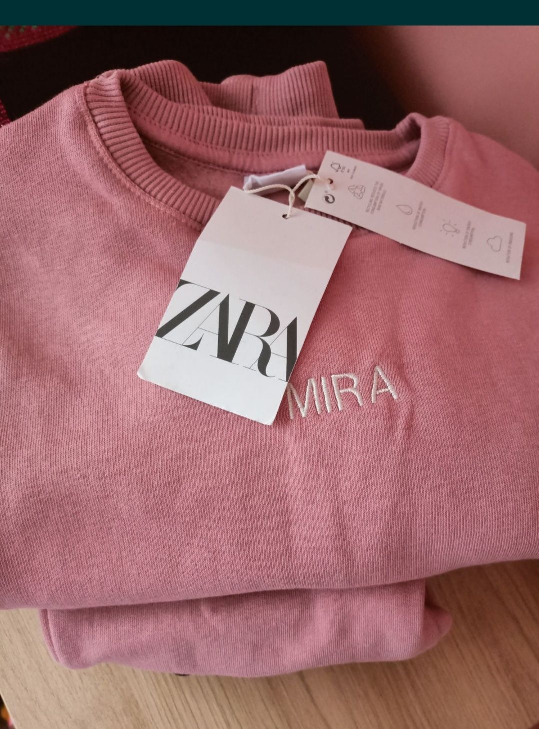 Костюм пудра Zara 110