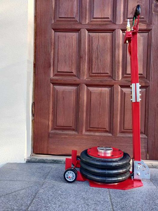 Sprzedam nowy podnośnik poduszkowy, bałwanek, 4T