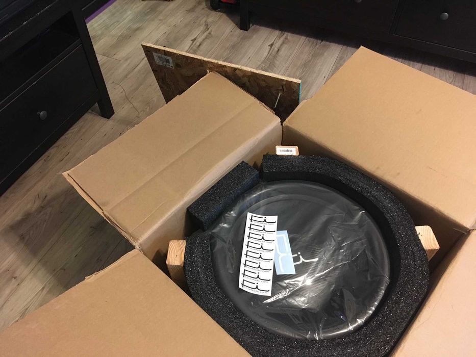 Subwoofer BR na Fi car audio HT-3 18 2kW cali ultimax dayton sub