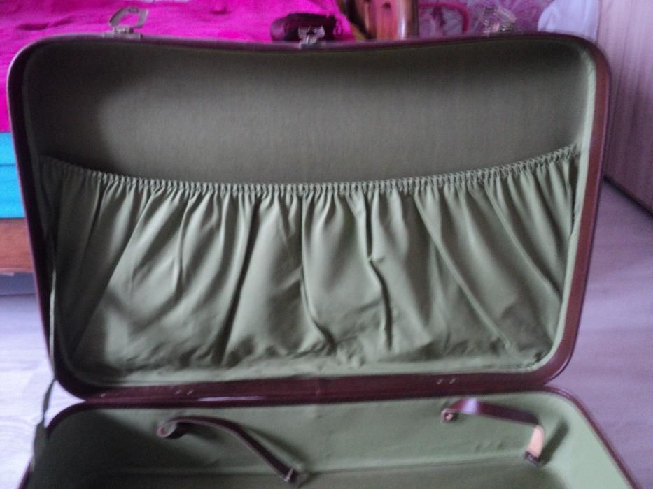 skórzana walizka