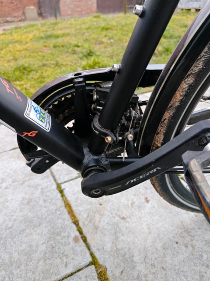 Rower KTM Avenza Disc rower treningowy koła 28 rama 51cm
KTM Avenza Di