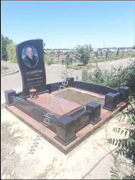 Гранитные памятники