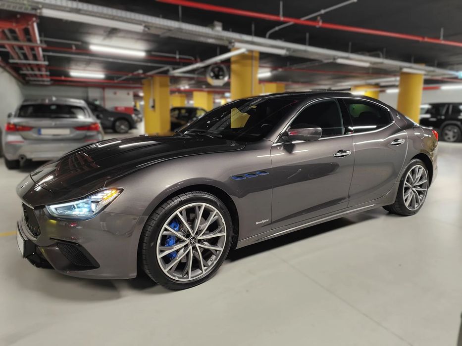 Maserati Ghibli Hybrid GranSport