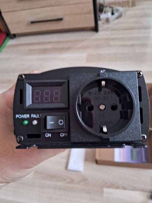 Инвертор 1000 w 12 в - 220 в