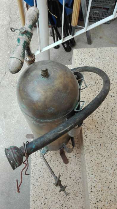 Pulverizador Rocha em cobre Raro