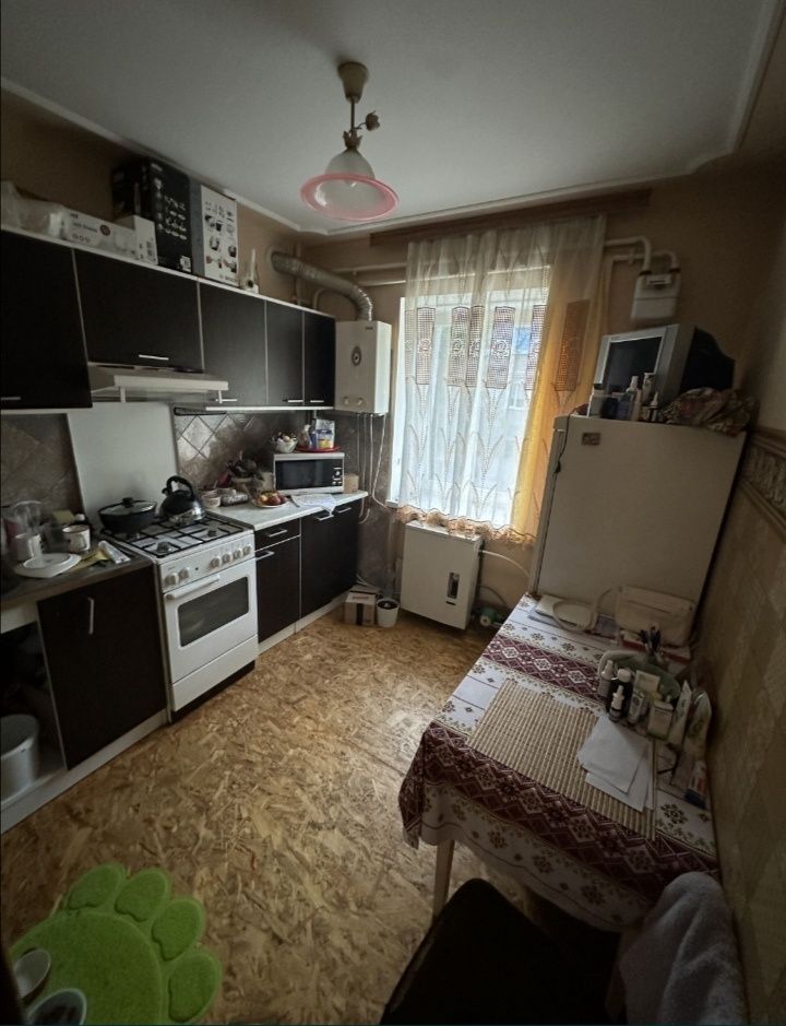Продається 1 кімнатна квартира в центрі міста