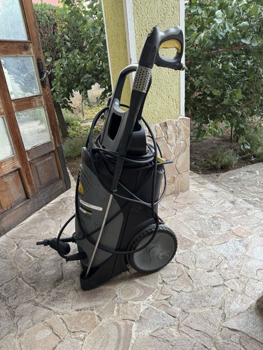 Продам Karcher HD 10/21-4 S мойка высокого давления,