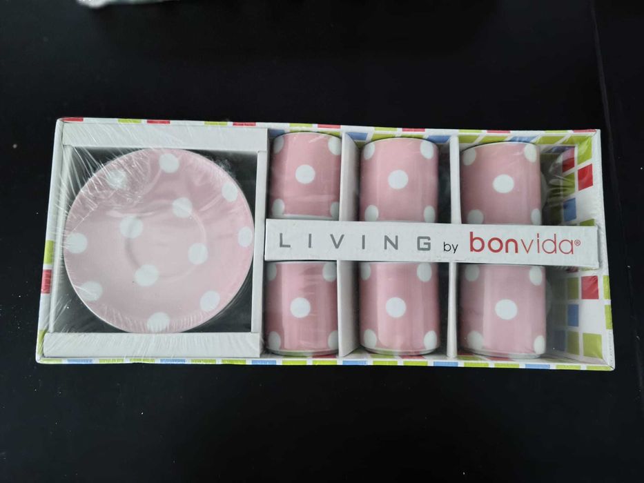 Conjunto novo de 6 chávenas de café com pires – (várias cores)