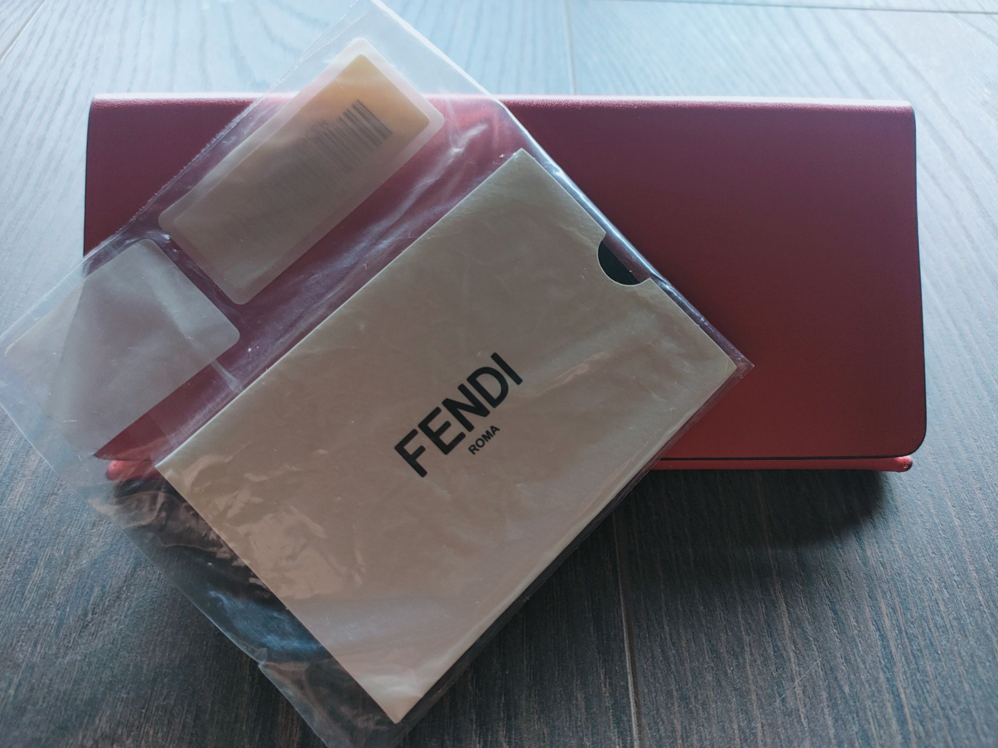 NOVOS Óculos de sol FENDI lentes rosé