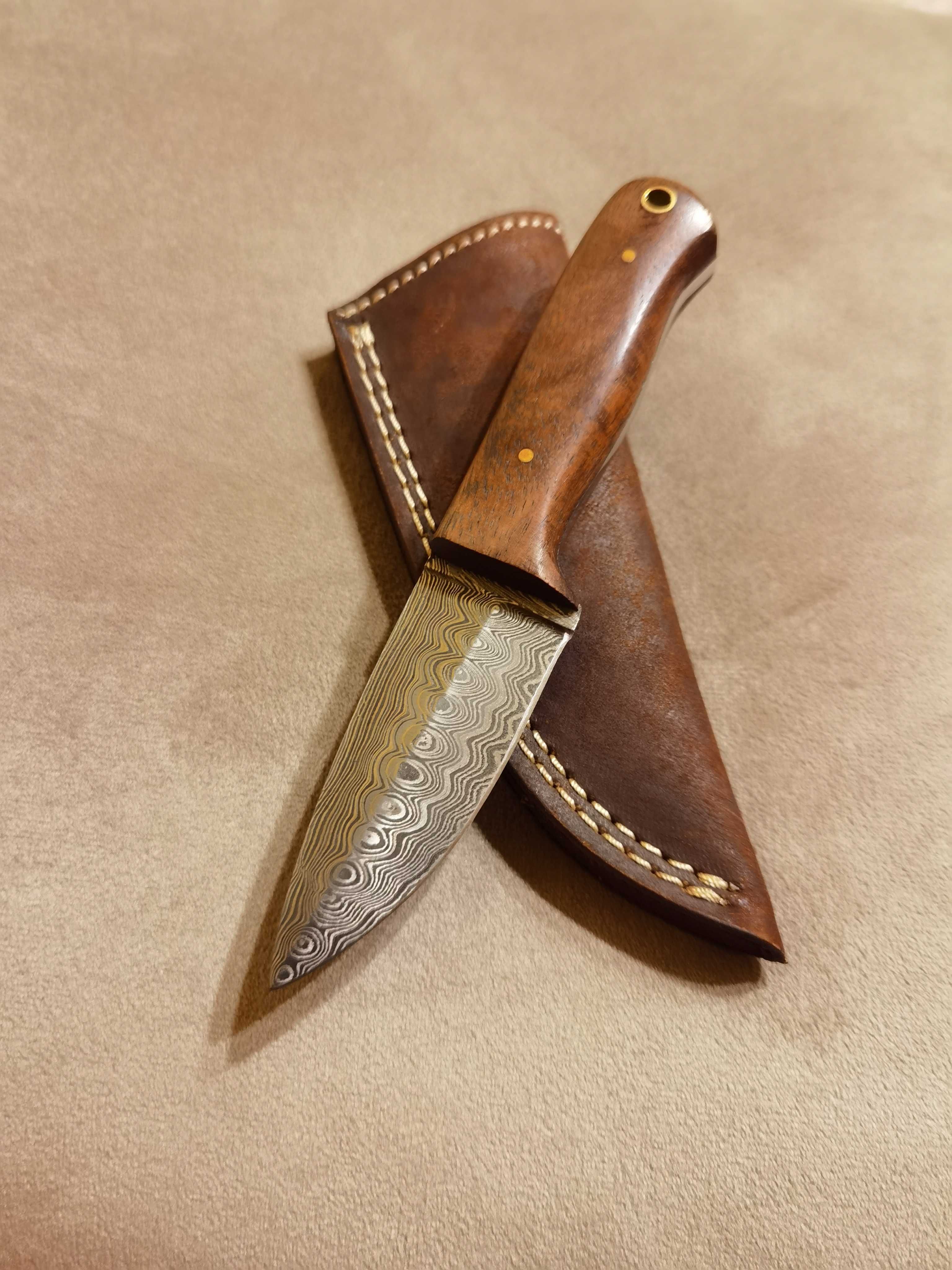 Nóż myśliwski Damast 72/Brzytwa/Custom