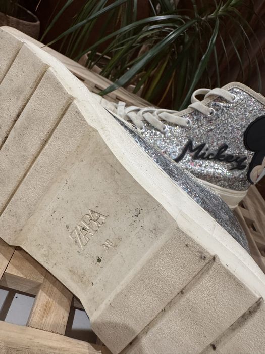 Sapatilhas brilhantes mickey