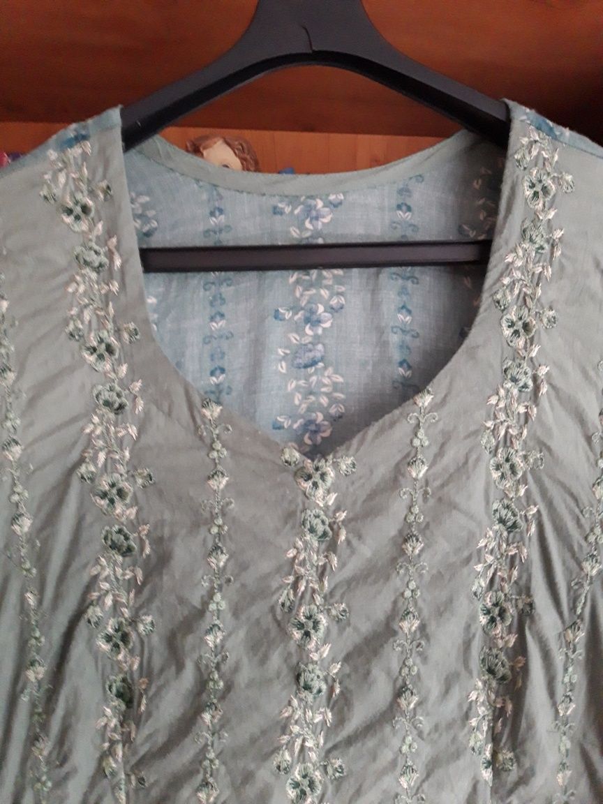 Elegancka sukienka z kwiatowym haftem rozmiar 48/50/52  5XL