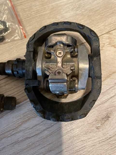 Pedały platformowe SPD MTB Shimano PD-M424 + bloki SM SH51