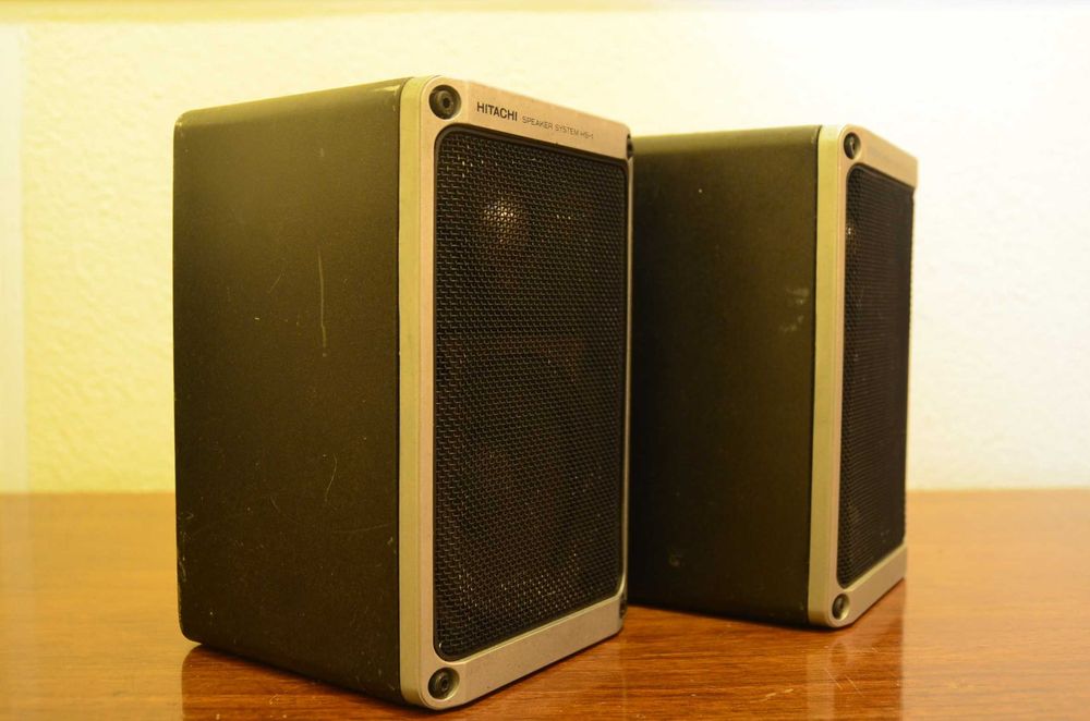 Colunas de Som Hitachi HS-1