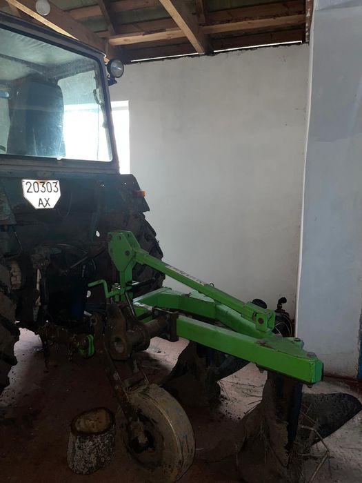 Трактор ЮМЗ , бу+плуг