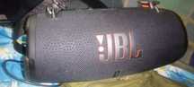 Jbl Xtreme 3 отличное состояние или обмен на Jbl charges 6
