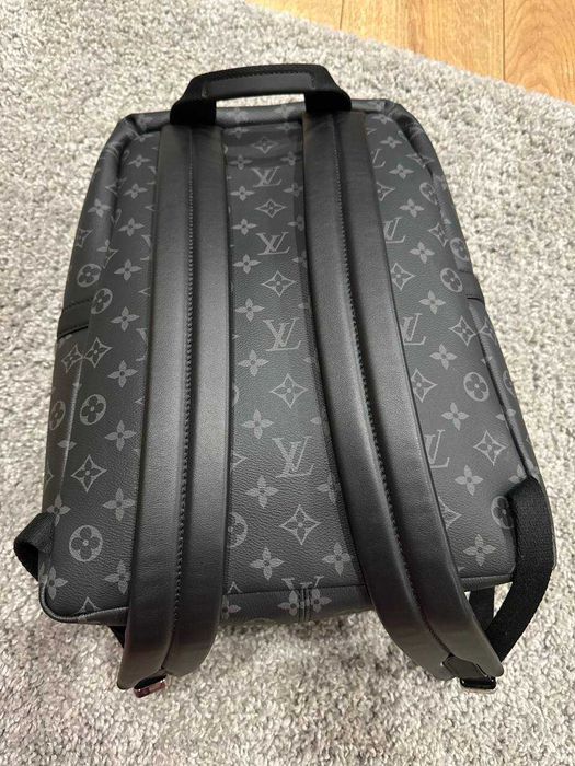 Рюкзак мужская LV, как новый