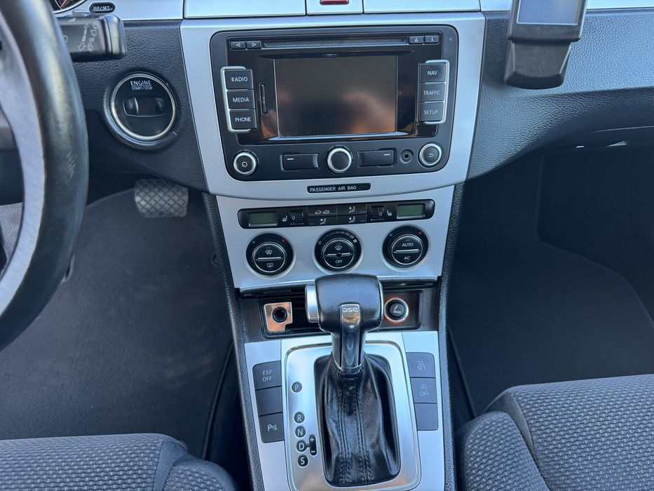 Volkswagen Passat 1.4 tsi автомат з Швейцарії