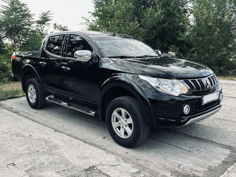 Продам Mитсубиси L200 Официальный