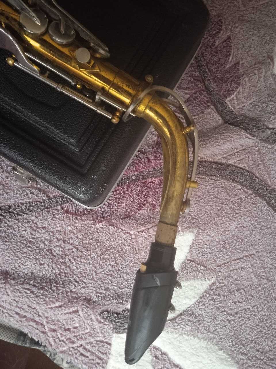 Саксофон альт Conn 24m