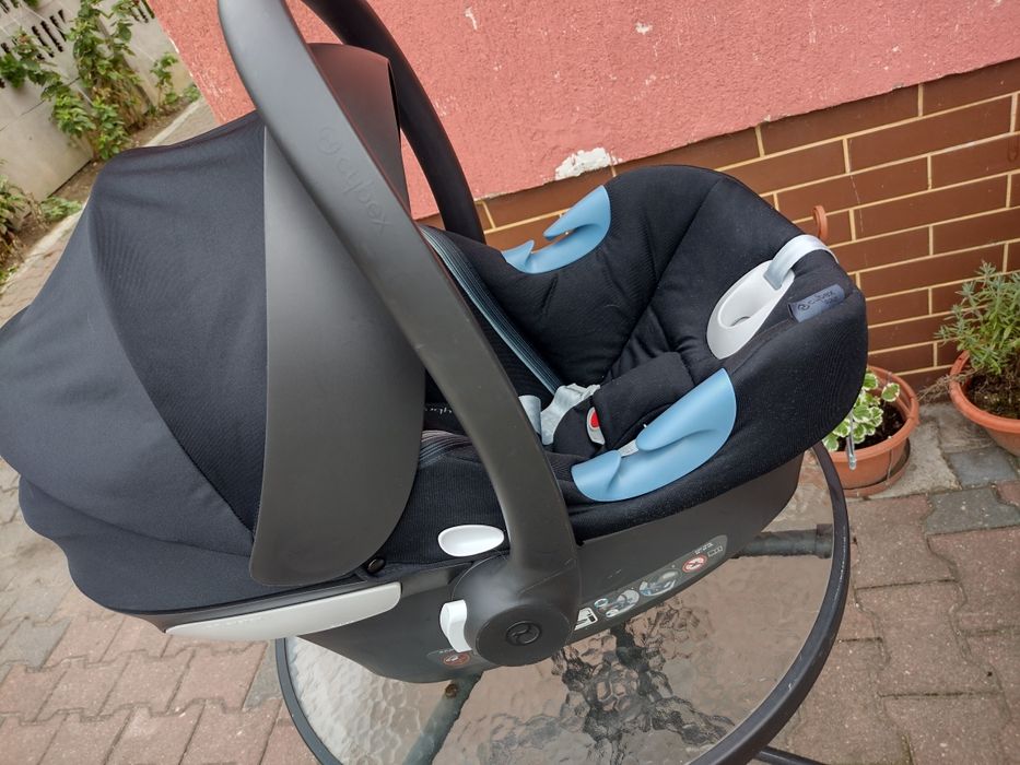Fotelik bezwypadkowy Cybex atom m -size plus adap