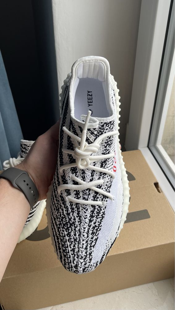 Buty Adidas Yeezy Boost 350 V2 Zebra 45 1/3
