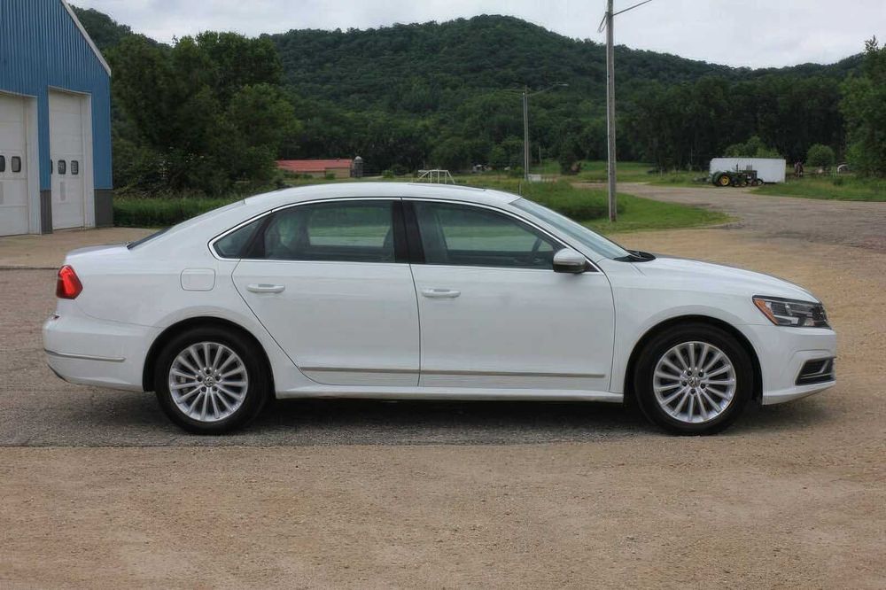 Volkswagen Passat      2016