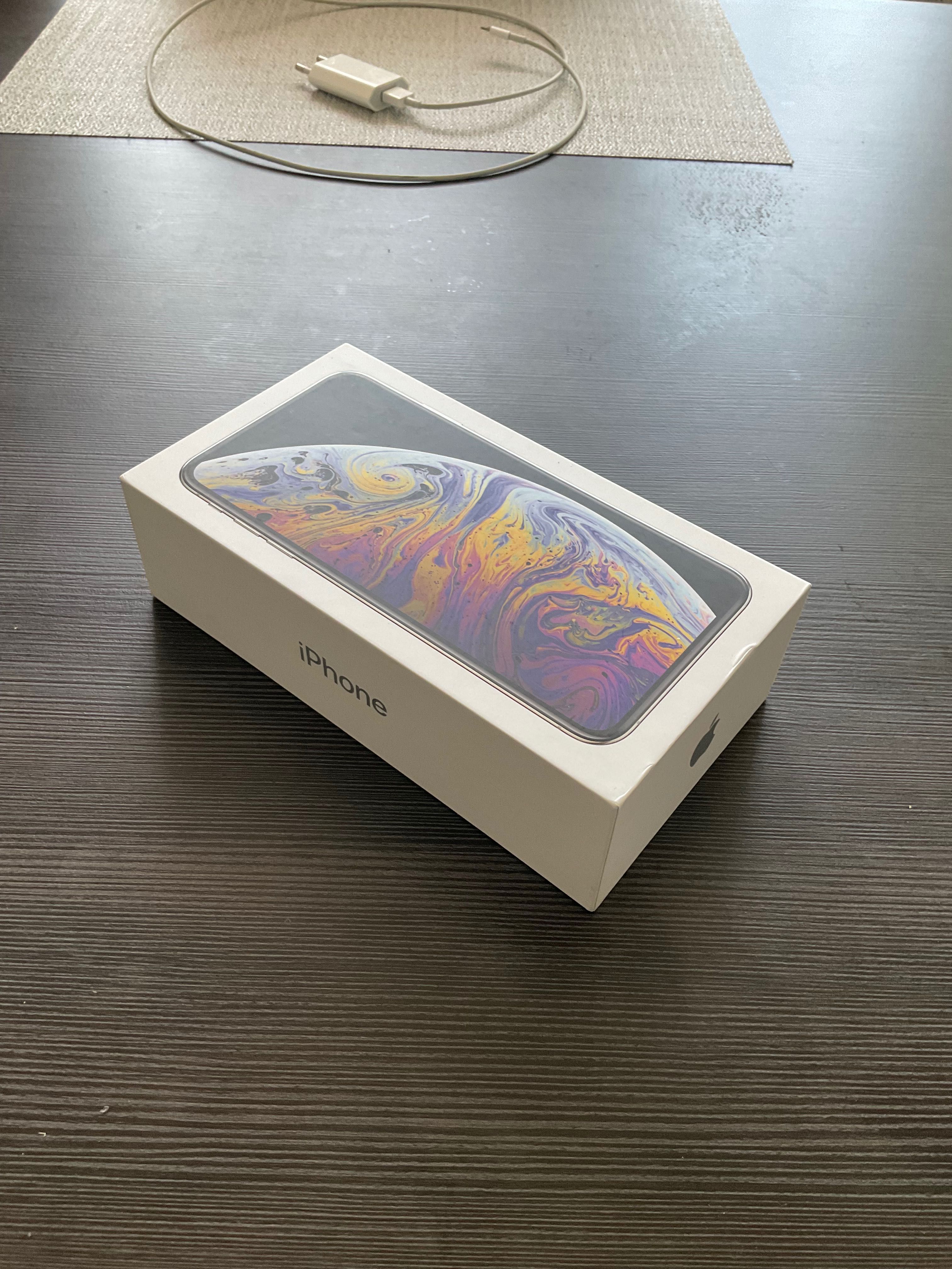 iPhone XS Max 64GB Silver