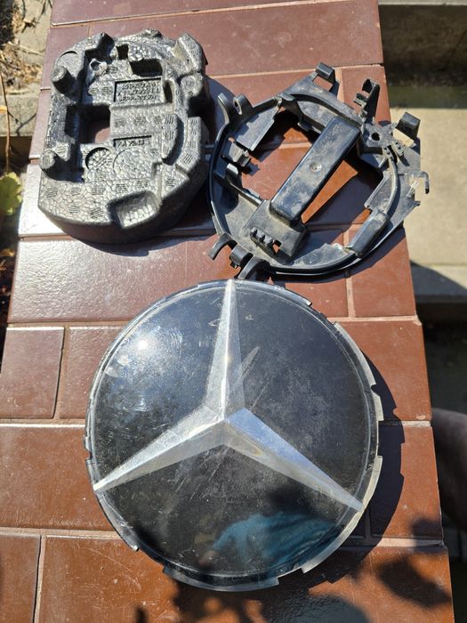 Emblemat logo  Mercedes B klasa W246