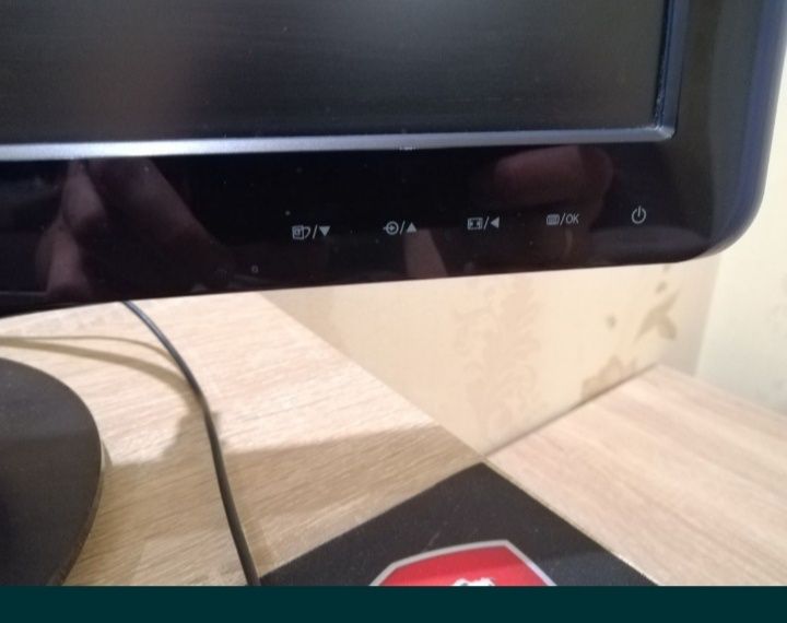 Монитор   PHILPS