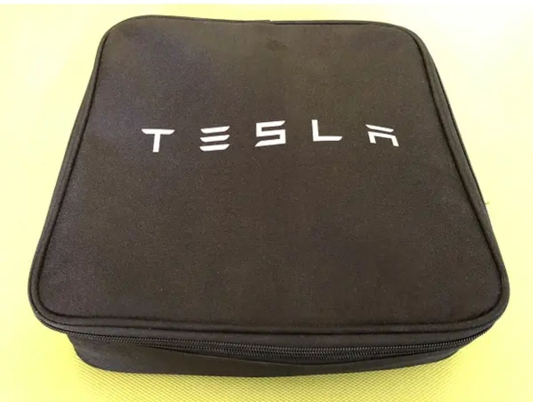 Сумка Tesla для Зарядного Устройства