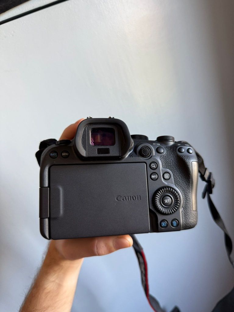Canon EOS R6 Mark II com Garantia