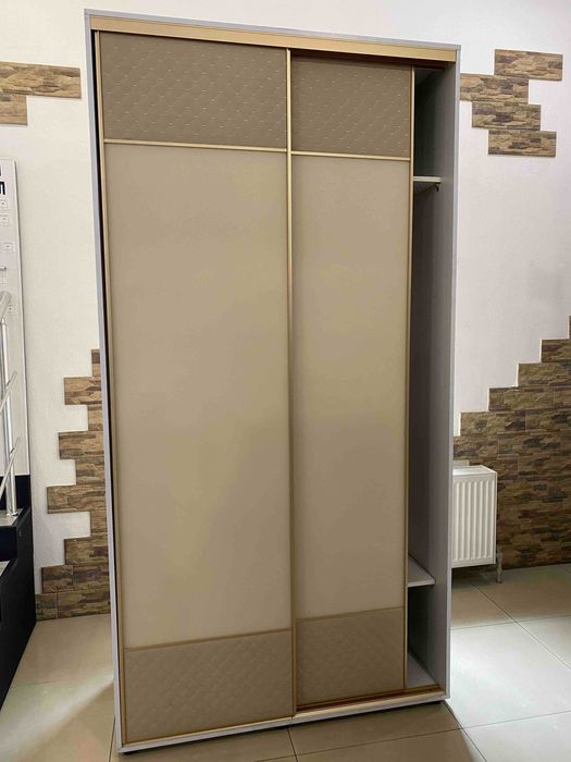 шкаф купе шафа з полицями