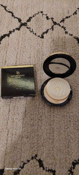 Puder Giodani gold oriflame kolor translucent SPF 15 NOWY
