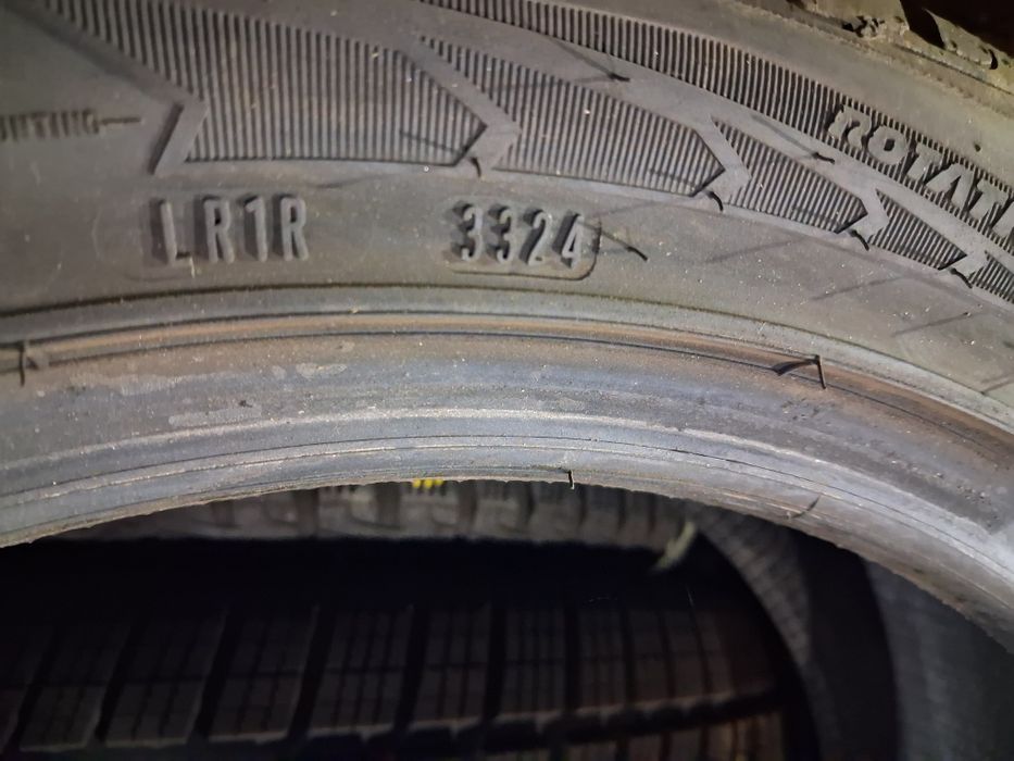 225/45 R18 Goodyaer Ultra Grip perfomance Резина б/у зима Комплект